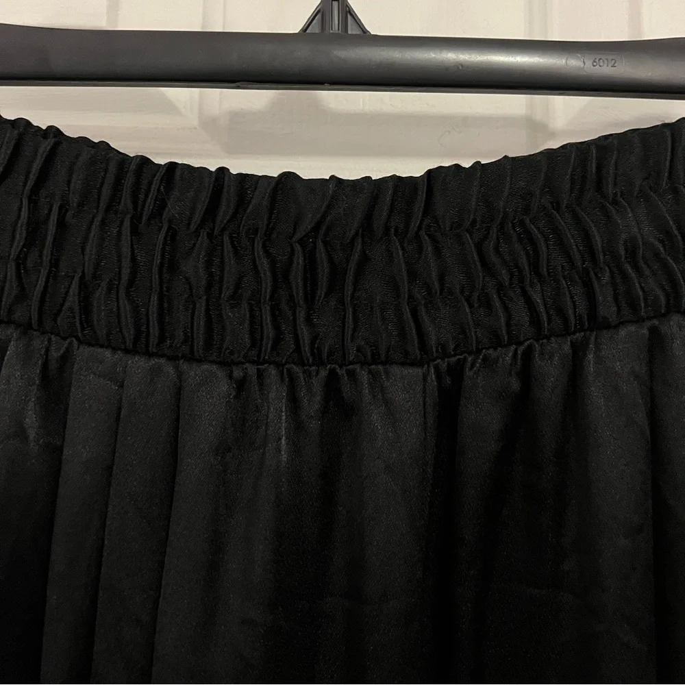 Wide Leg Black Vintage Pants size Medium